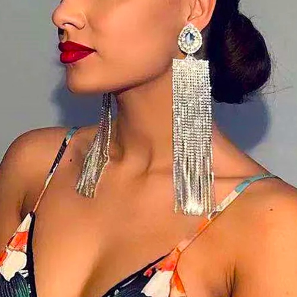 Silver plated rhinestone tassel dangling earrings
